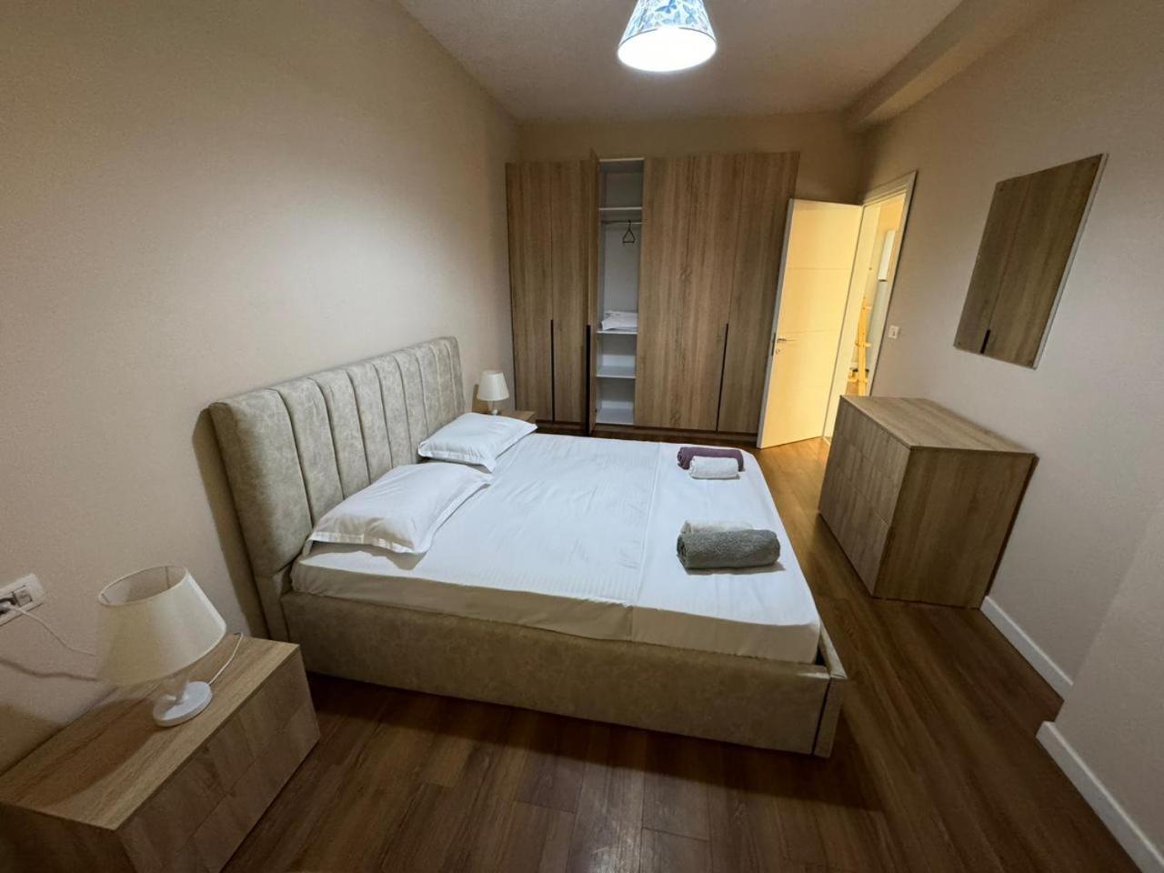 Apartamente Tirana Exterior foto